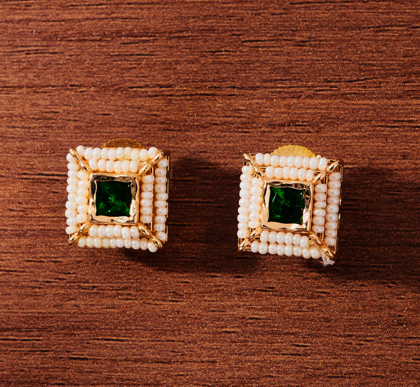 Cielo || Studs