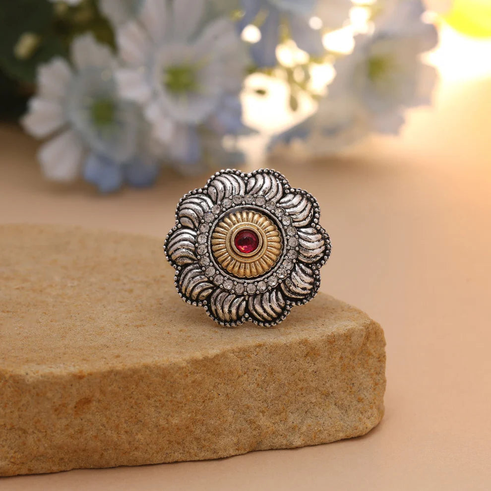 Chitraa || Ring