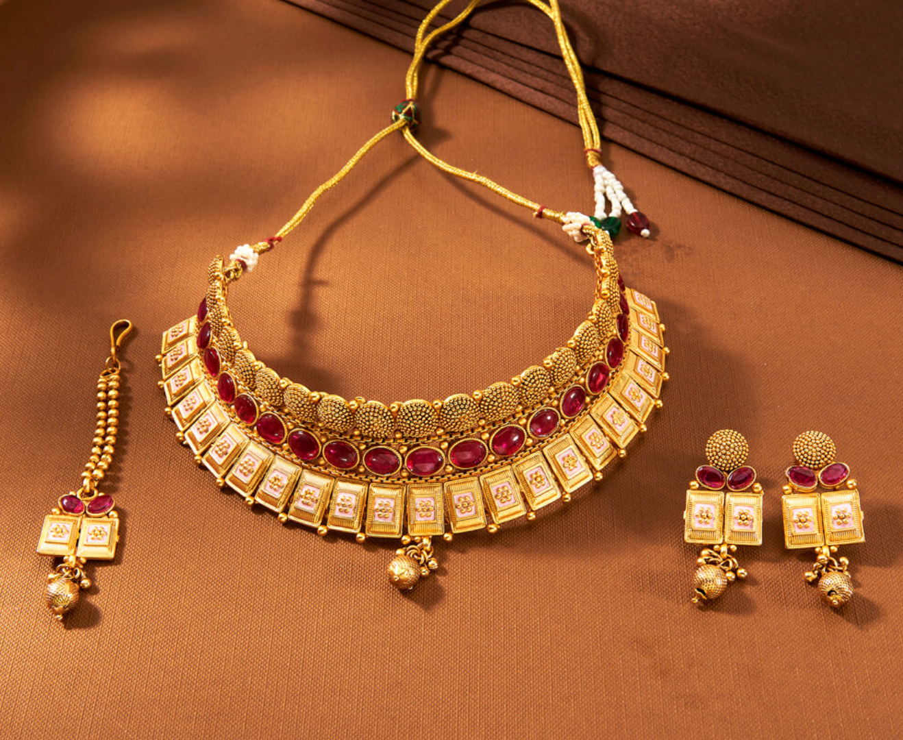 Adelina || Choker Set