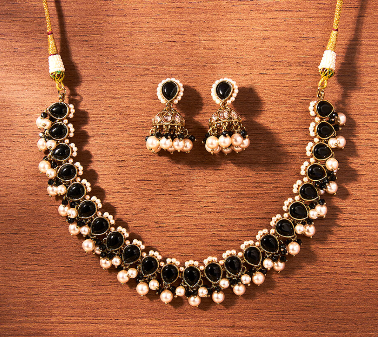 Teresa || Choker Set