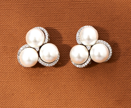 Arisa || Studs